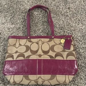 Used coach small tote
